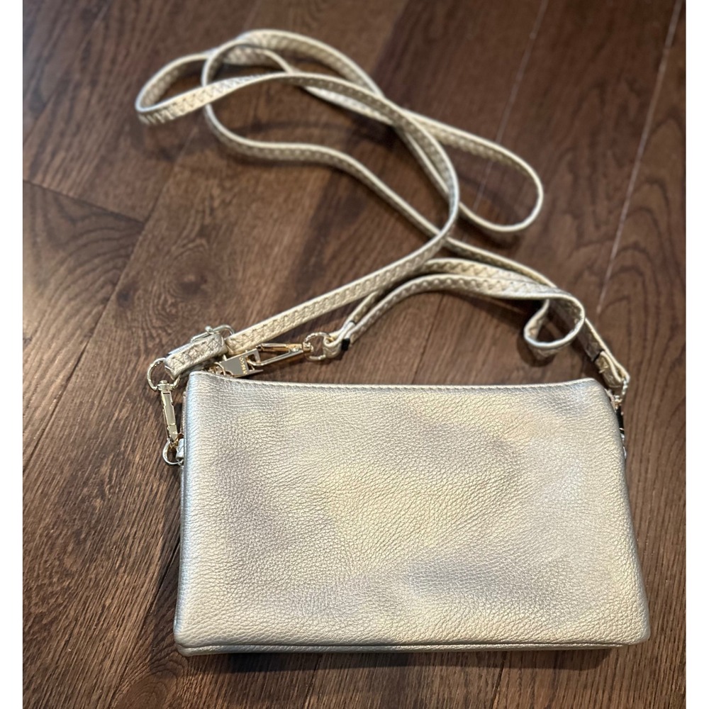 Jen&Co Riley Champagne Gold Metallic Vegan Leather Crossbody Bag Triple Zip